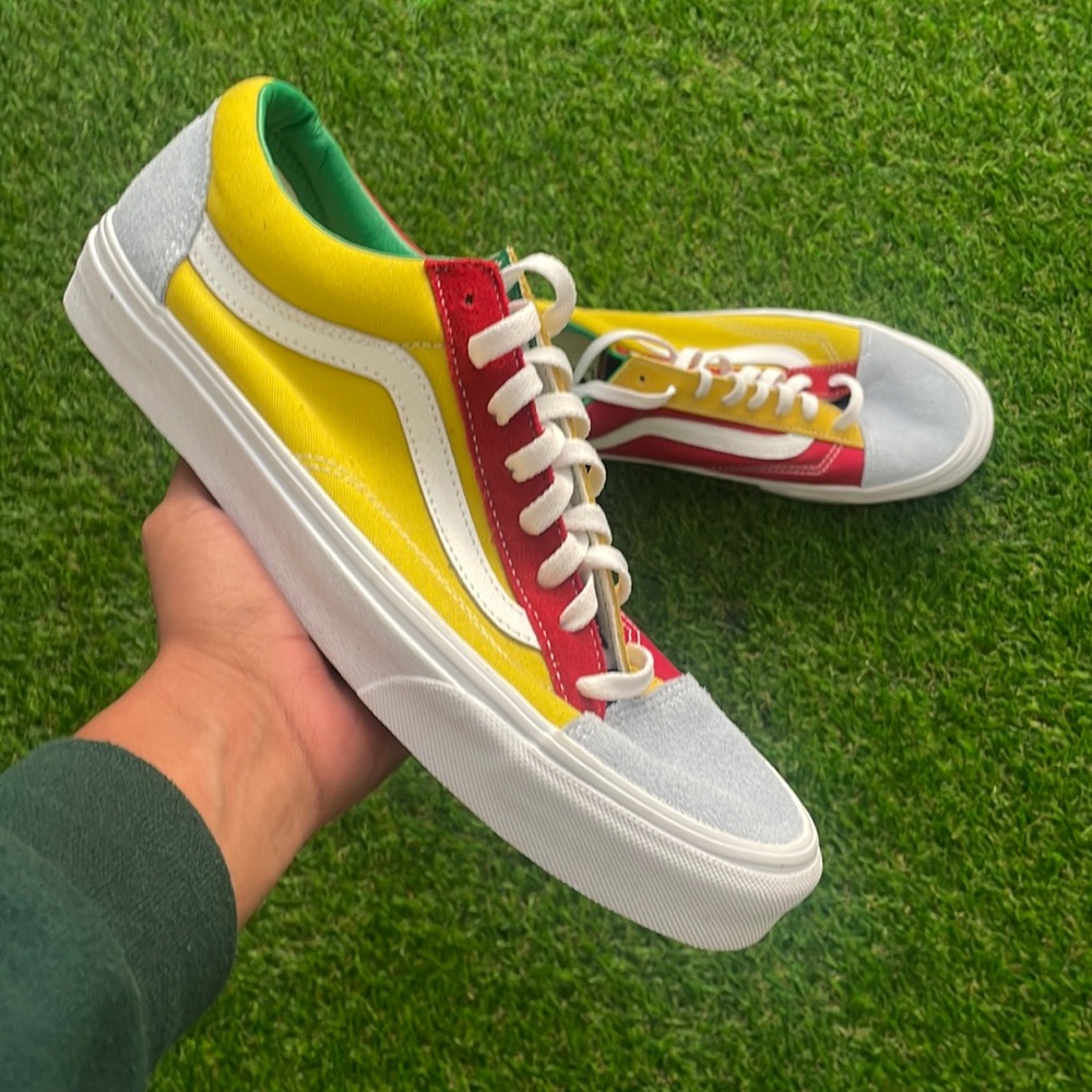 VANS